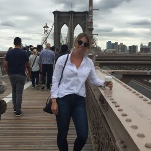 Meet your Posher, Laura